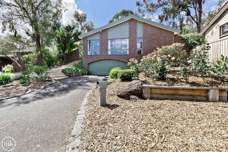 Property photo of 20 Marlow Place Eltham VIC 3095