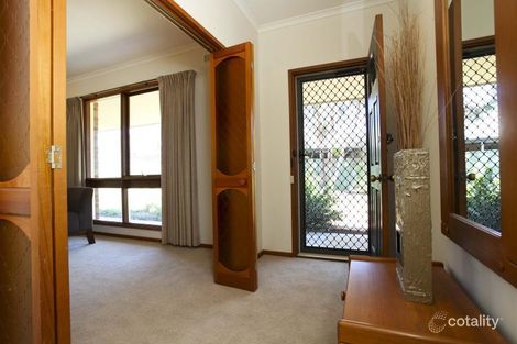 8 Hampshire Pl, Strathfieldsaye, VIC 3551