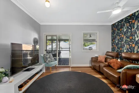 Property photo of 27 Davis Street Redcliffe QLD 4020