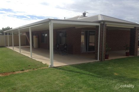 Property photo of 1 Casuarina Way Buronga NSW 2739