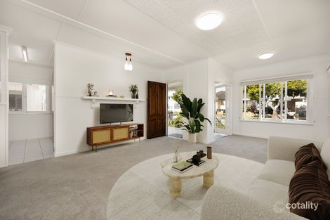 Property photo of 70 Pangeza Street Stafford Heights QLD 4053