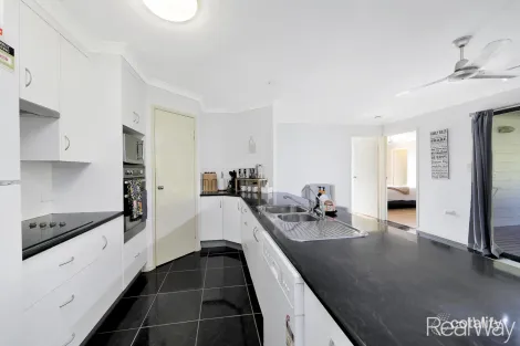 Property photo of 17 Pinto Avenue Branyan QLD 4670