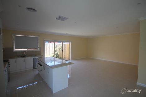 4/101 Rathcown Rd, Reservoir, VIC 3073