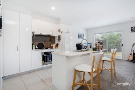 Property photo of 17 Denistoun Crescent Cranbourne VIC 3977