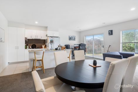 Property photo of 17 Denistoun Crescent Cranbourne VIC 3977
