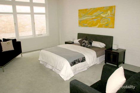 Property photo of 8/30 Oliver Lane Melbourne VIC 3000