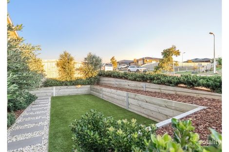 Property photo of 18 Gat Sing Way Dennington VIC 3280