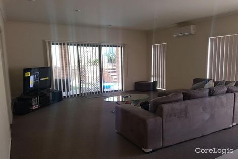 Property photo of 14 Goodenia Way Caroline Springs VIC 3023