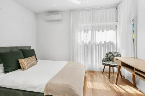 Property photo of 170 Headland Road North Curl Curl NSW 2099