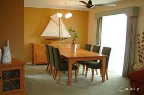 Property photo of 25 Strathavan Drive Berwick VIC 3806