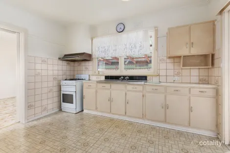 Property photo of 18 Robert Street Chadstone VIC 3148