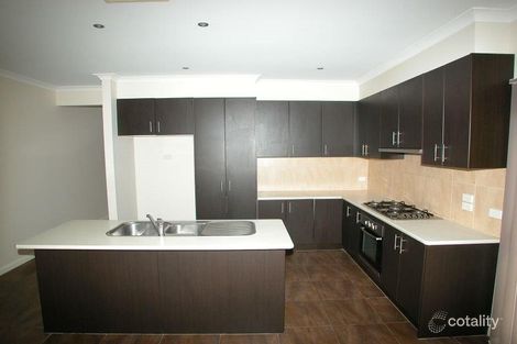 Property photo of 18 Songbird Crescent South Morang VIC 3752