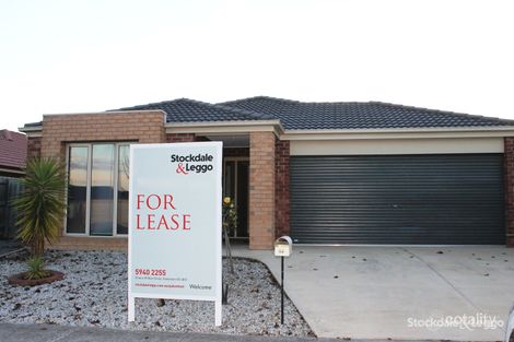 Property photo of 52 Webster Way Pakenham VIC 3810