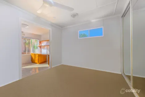 Property photo of 34 Sutton Street Barney Point QLD 4680