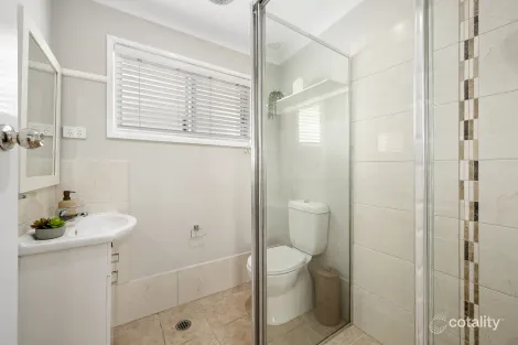 Property photo of 4 Hillcrest Road Mirrabooka NSW 2264