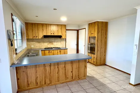 Property photo of 10 Lawson Street West Wodonga VIC 3690