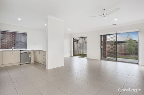 Property photo of 43 Grassbird Drive Point Cook VIC 3030