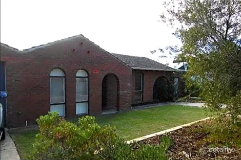 4 Lindsay Way, Padbury, WA 6025