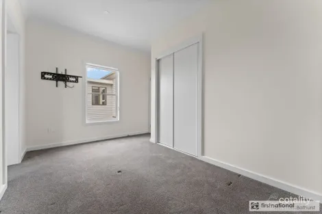 Property photo of 12 Henderson Street West Bathurst NSW 2795