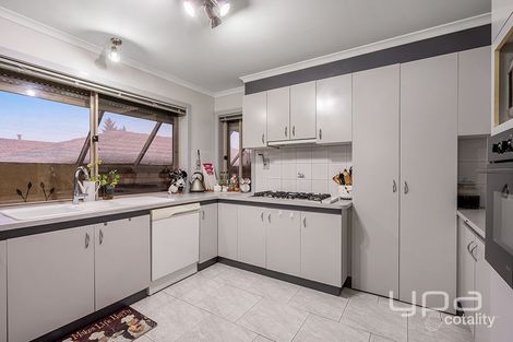 Property photo of 7 Ramsbury Street Craigieburn VIC 3064