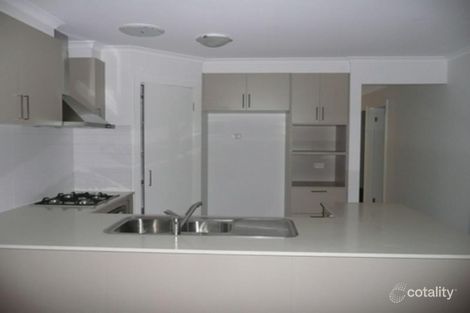 Property photo of 2/2 Lilly Pilly Close Werribee VIC 3030