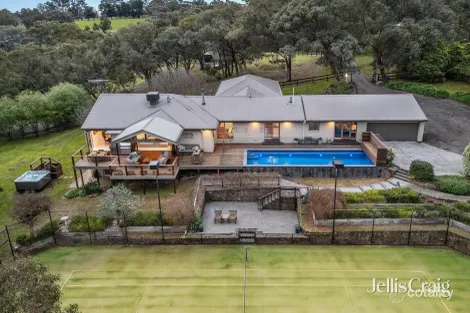 Property photo of 74 Research-Warrandyte Road Research VIC 3095