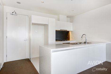 Property photo of 102/60 Edgewater Boulevard Maribyrnong VIC 3032