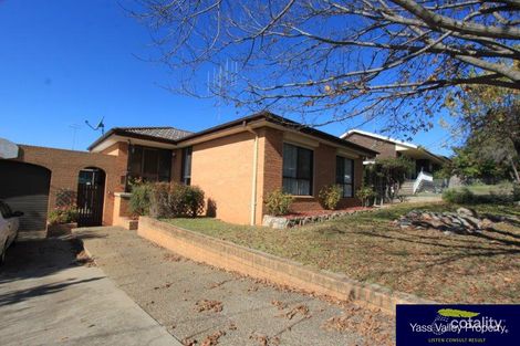 Property photo of 16 McBean Parade Yass NSW 2582