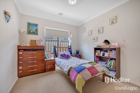 Property photo of 40 Alabaster Avenue Cobblebank VIC 3338