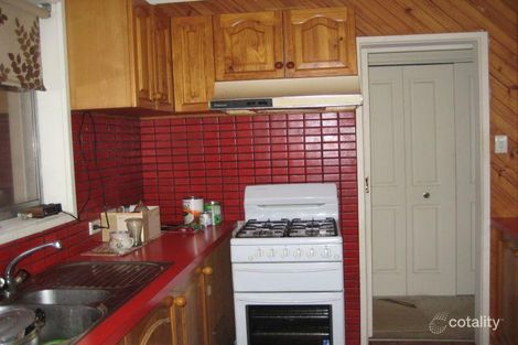 Property photo of 15 Lois Street St Albans VIC 3021