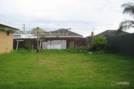 Property photo of 15 Lois Street St Albans VIC 3021