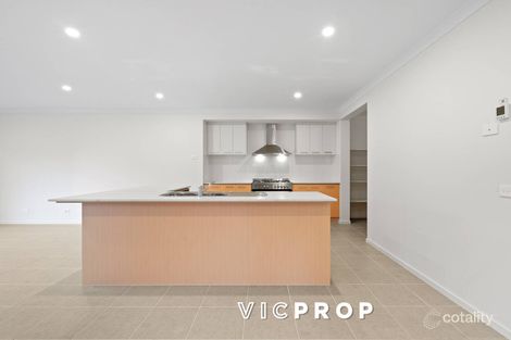 Property photo of 9 Grasso Avenue Point Cook VIC 3030