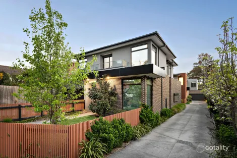 Property photo of 2/20 Cornell Street Camberwell VIC 3124