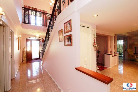 Property photo of 5 Comet Mews Australind WA 6233