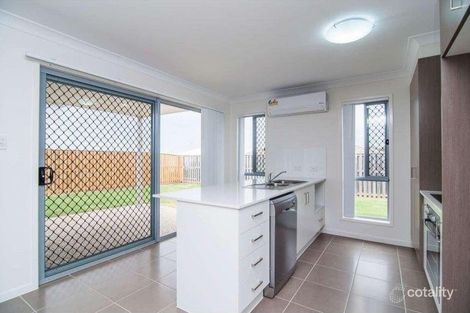 Property photo of 1/10 Bellthorpe Circuit Kallangur QLD 4503