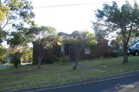 1 Lowanna Pl, Unanderra, NSW 2526