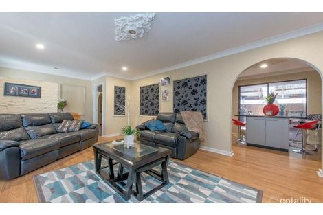 Property photo of 1 Mayhill Place Craigie WA 6025