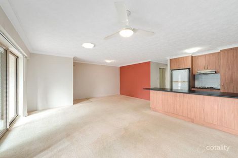 Property photo of 2/25 Walton Street Southport QLD 4215