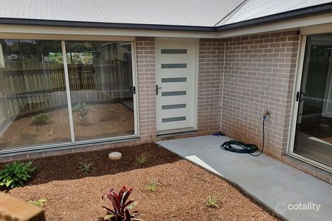 2/21 Hillside St, Newtown, QLD 4350