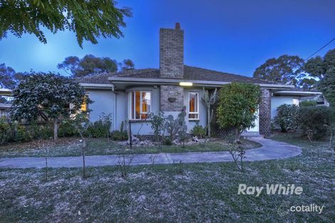 50 Coromandel Cres, Knoxfield, VIC 3180