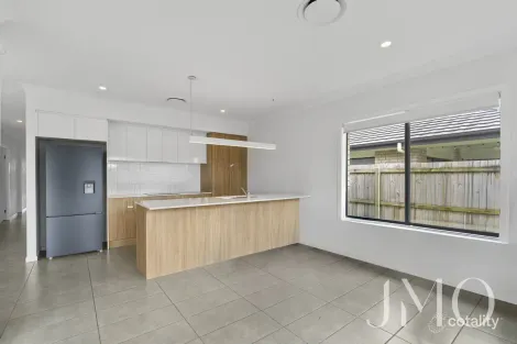 Property photo of 5 Forest Avenue Ormeau QLD 4208