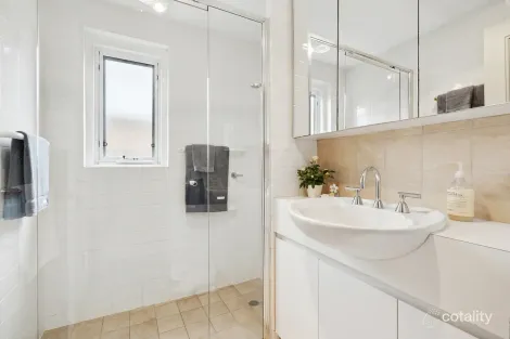 Property photo of 2/60 Fairlight Street Fairlight NSW 2094