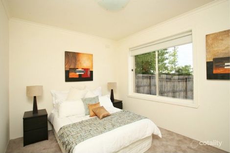 Property photo of 2/248 Gordon Street Footscray VIC 3011