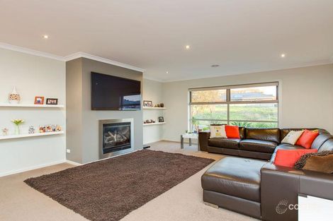 Property photo of 47 Seagrove Way Cowes VIC 3922