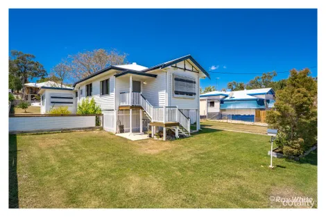 27 Ann St, The Range, QLD 4700
