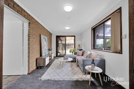 Property photo of 8 Snowy Court Werribee VIC 3030