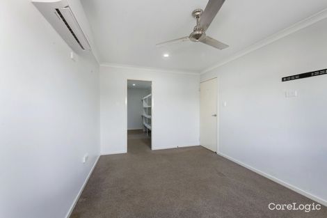 Property photo of 8 Beech Links Drive Ashfield QLD 4670