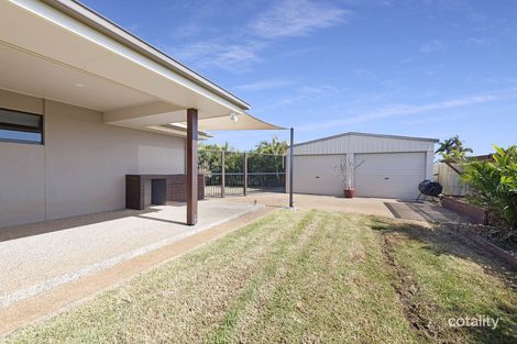 Property photo of 8 Beech Links Drive Ashfield QLD 4670