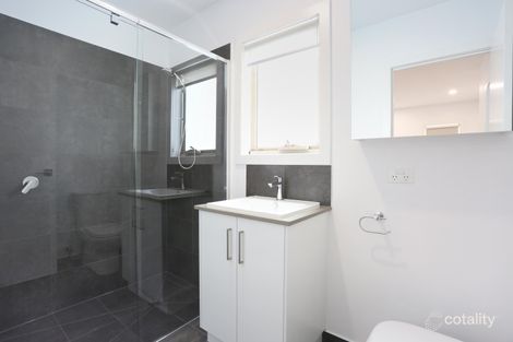 Property photo of 2/4 Sackville Street Heidelberg Heights VIC 3081