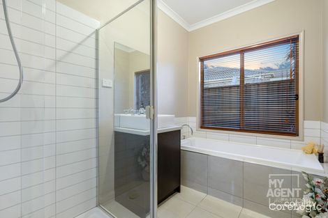 Property photo of 17 Cheltenham Close Craigieburn VIC 3064